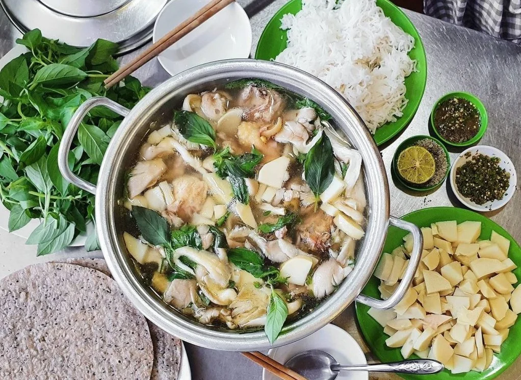 Những quán lẩu gà lá é ngon ở Đà Lạt đáng để thưởng thức